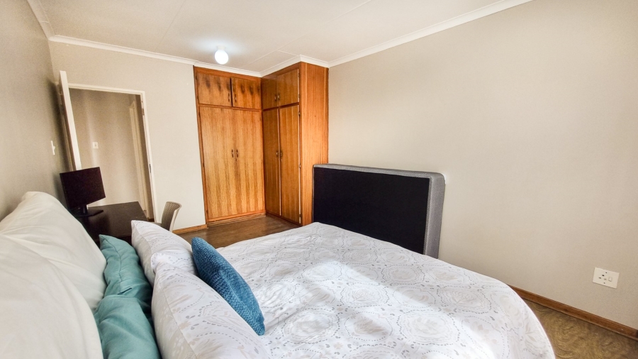 2 Bedroom Property for Sale in Langenhovenpark Free State